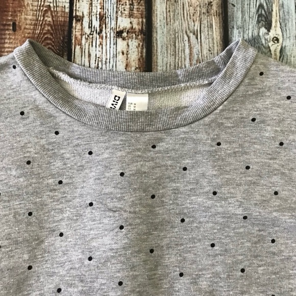 H&M Divided Gray Polkadot Sweatshirt - Picture 4 of 10